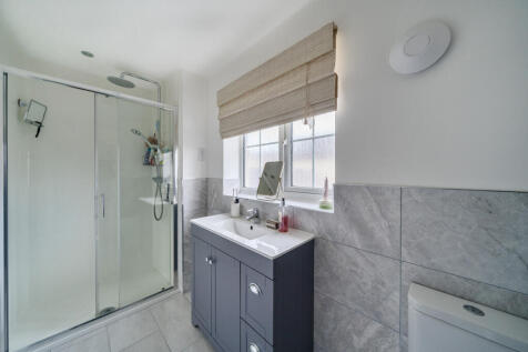 1306246-10-684335...