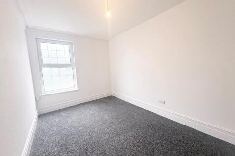 4A Park Place, Worksop photo 5