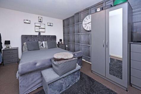 GROUND FLOOR BEDROOM ONE