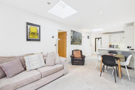 CAM03162G0-PR0400-STILL008