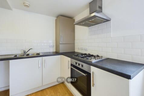 Kitchen &amp; Living area