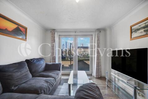 Living Area - Fawley