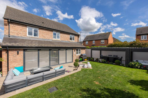 Acre Way 11 External-6
