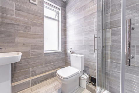 76 Rothesay, Bathroom 2