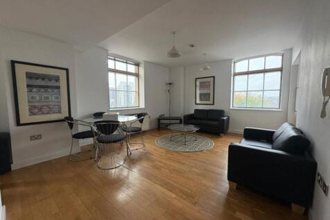 WhatsApp Image 2024-10-15 at 14.35.39.jpeg