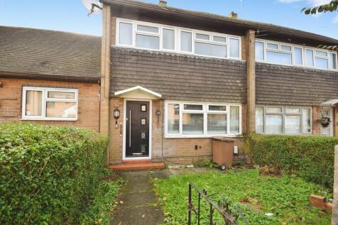 3 Bedroom Terraced in ST4 5QZ