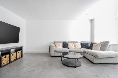 1349487-9-68c01e3...