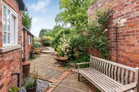 32 Highgate17.jpg