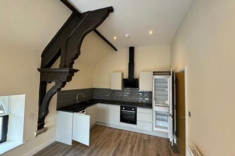 Leeds Road, Shipley, West Yorkshire, BD18 photo 3