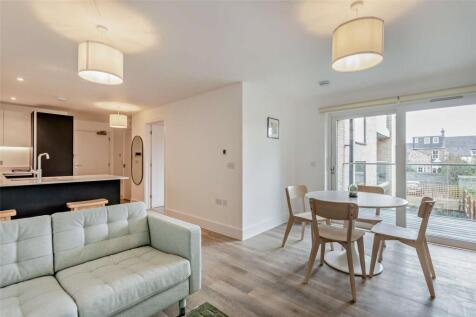 St. Stephens Place, Cambridge, Cambridgeshire, CB3 photo 3