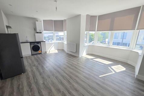 Lounge/Kitchen