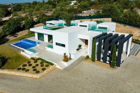 Sea View Property for sale in Loule