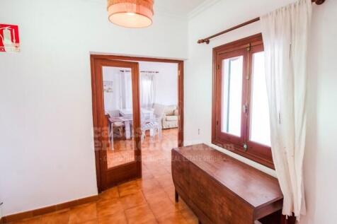 Villa with license and sea views in Addaia - Menorca