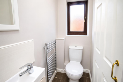 Greenways Crescent, Bury St. Edmunds photo 5