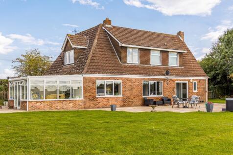 Ashton House (Kirton)-26.jpg