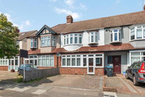 London, SW20 - property photo