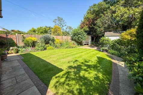 ALTERNATE VIEW OF GARDEN
