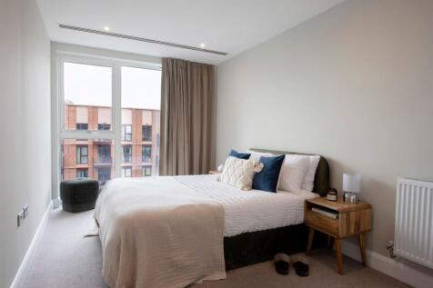 The Lark, 5 Moat Street, SW11 photo 3