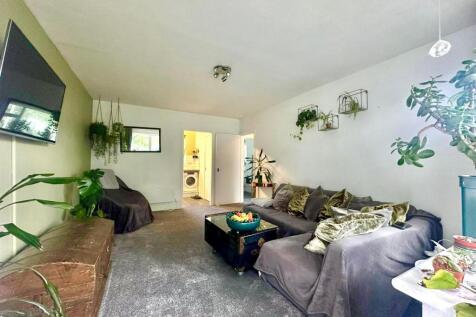 WhatsApp Image 2025-09-24 at 16.08.29_79a0fbd0.jpg