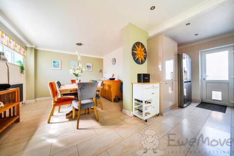 Kitchen-Dining Room