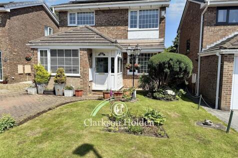 Preston, PR2 - property photo