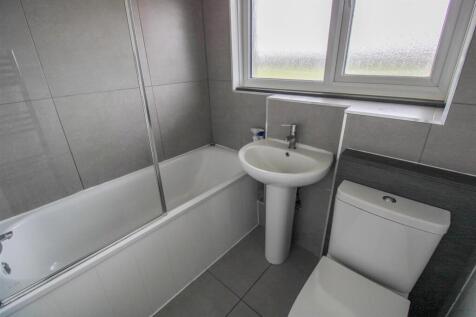 Northbrooks, Harlow photo 4