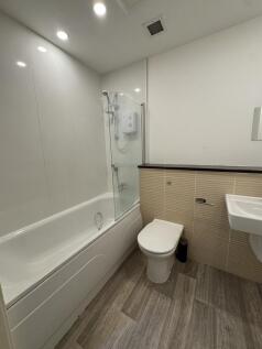 15 Bathroom