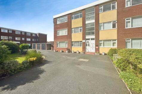 Blackpool, FY4 - property photo