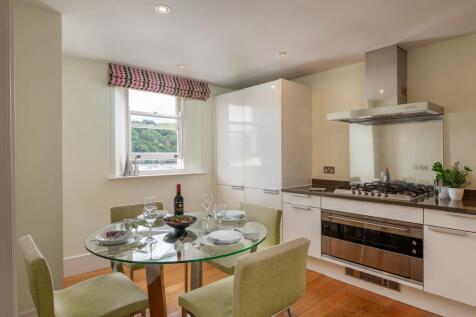 Kitchen_10 Dart Marina, Sandquay Road, Dartmouth