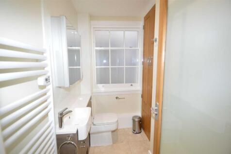 Flat 2a Golden Cross Passage, High Street, Shrewsbury, SY1 1SY photo 5