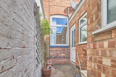 Coventry Road Hinckley.jpg