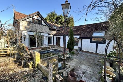 Colwyn Bay, LL29 - property photo