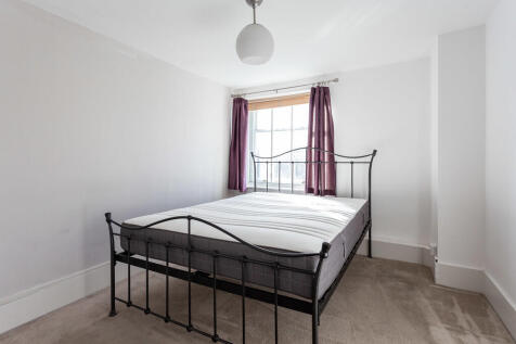 Little Ealing Lane, Ealing photo 4