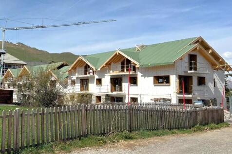 The brand new apartm