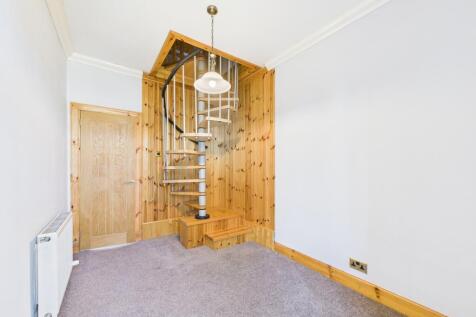 CAM03185G0-PR0094-STILL019