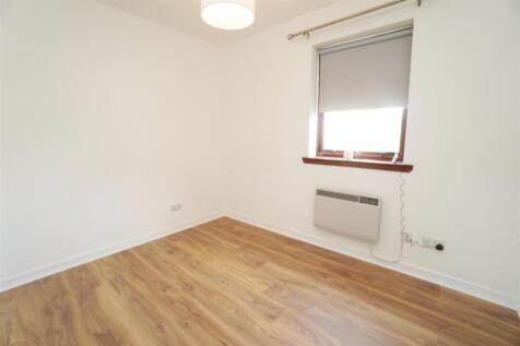 BEDROOM2.jpg