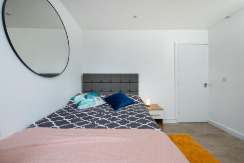 12 FORRESTER WAY E15 photo 3