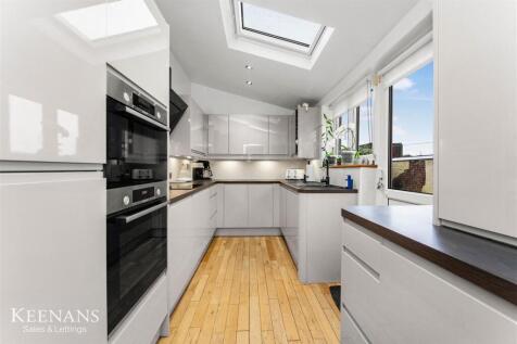 Manchester, M26 - property photo