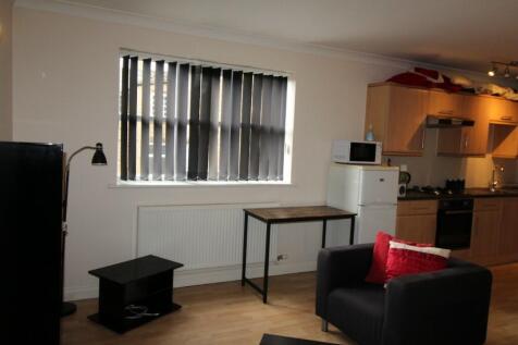Railway Street, Glossop, Derbyshire, SK13 photo 5
