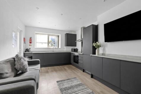 Plain Black TV Scree