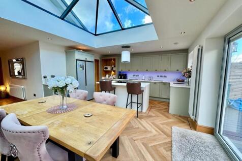 PHOTO-2025-11-19-12-52-57 (10) - Copy.jpg