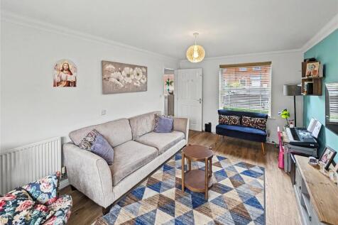Victoria Gardens, Wokingham, Berkshire, RG40 photo 3