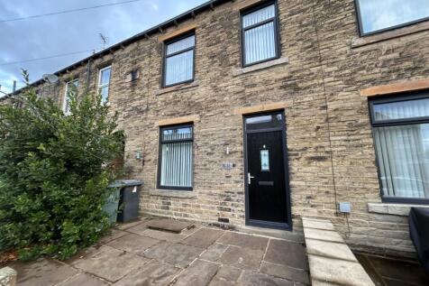 2-bed terraced on Oddfellows Street, Scholes, Cleckheaton, West Yorkshire, BD19, £750/mo