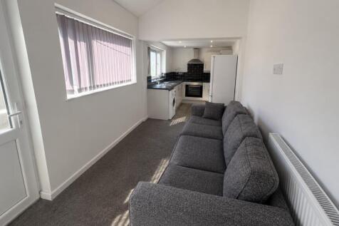 Aubrey Street, Middlesbrough, TS1 3NH photo 3