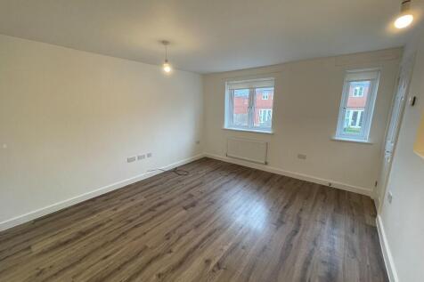 Deakins Court, Mansfield, Nottinghamshire photo 3