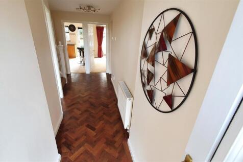 Kestrel Drive, Bingham, Nottingham photo 4