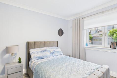 CAM05526G0-PR0067...