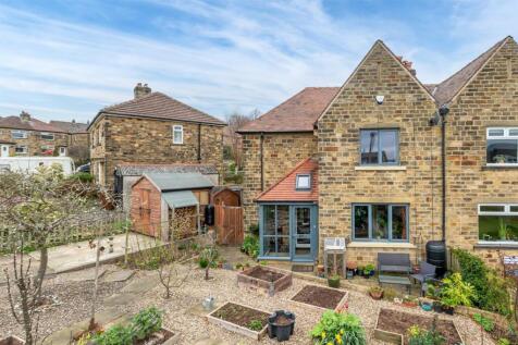 Moorland Crescent