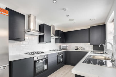 6 Bedroom Terraced in L15 1HH