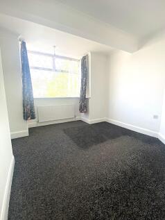 New North Road, Ilford, London, IG6 photo 4